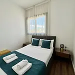 Anna Sea View 202