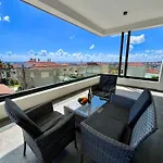 Apartamento Anna Sea View 202 *