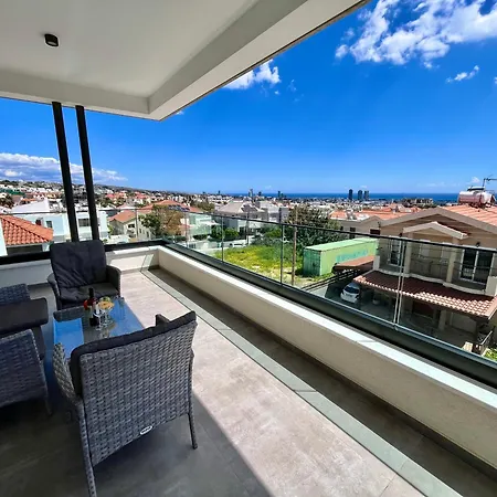 Anna Sea View 202