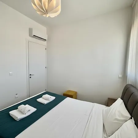 Apartament Anna Sea View 202 *